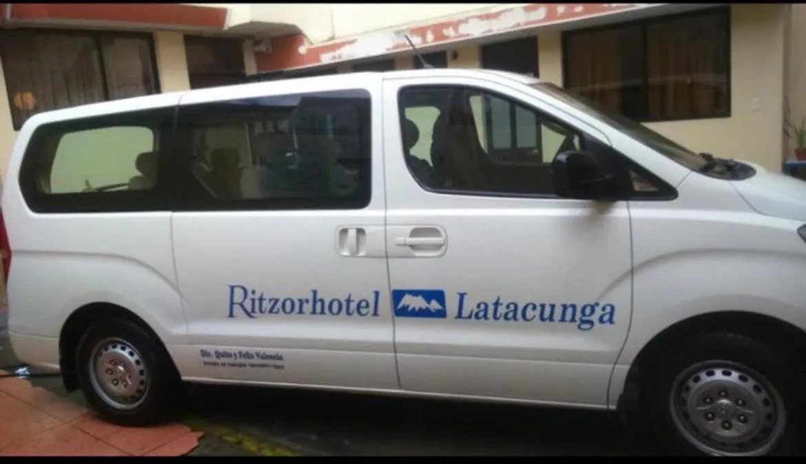 Hotel Ritzor Latacunga 3*,